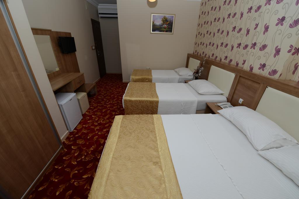 Grand Onur Hotel Iskenderun Room photo